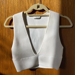 Aritzia Babaton Sculpt Knit Deep V Tank